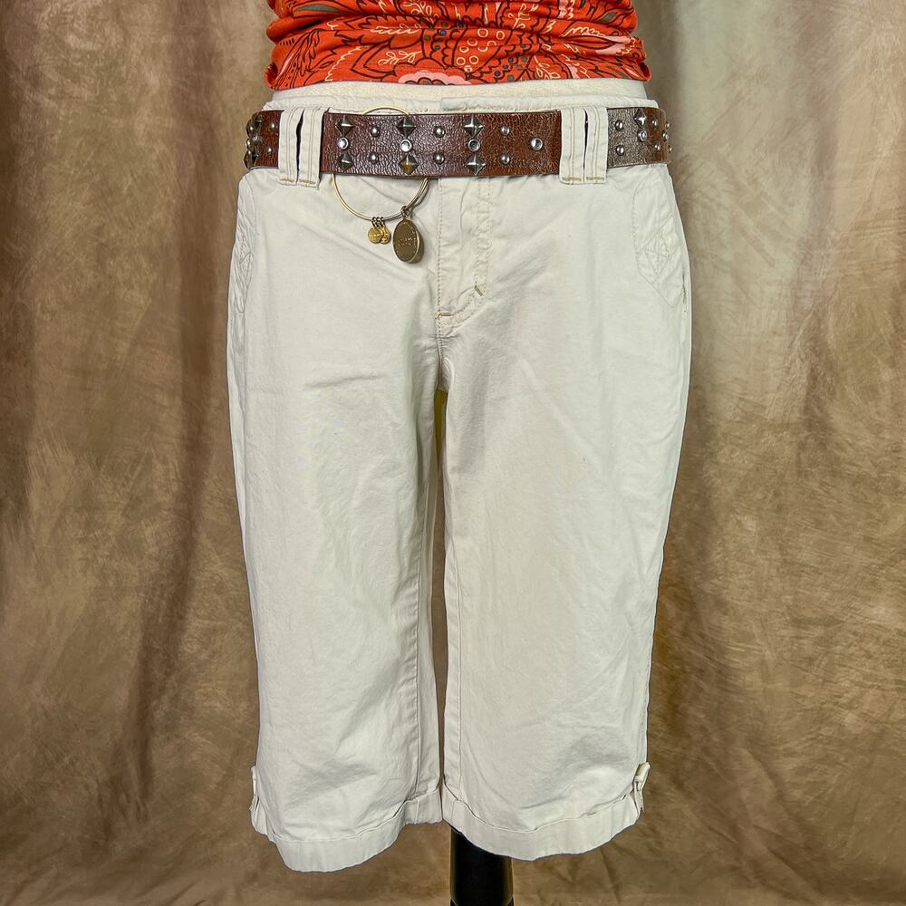 Vintage Y2K Indie Skater Cargo Shorts Low Rise NoBo Capri Khaki Cream Streetwear